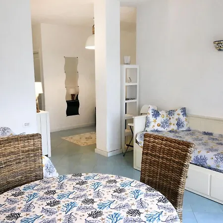 شقة Pithecusa By Interhome *